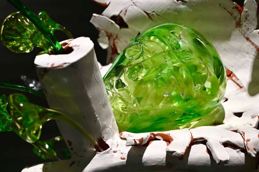 Sculpture "The Throne" by Daphne Klagkou